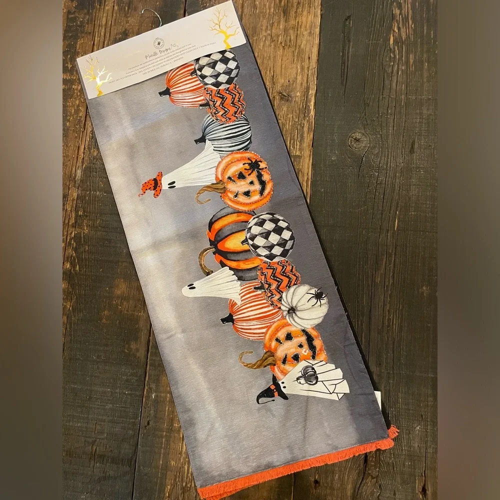 HAUNTED LANE NWT Halloween Bead Accent Ghost Pumpkin Decorative Table Runner